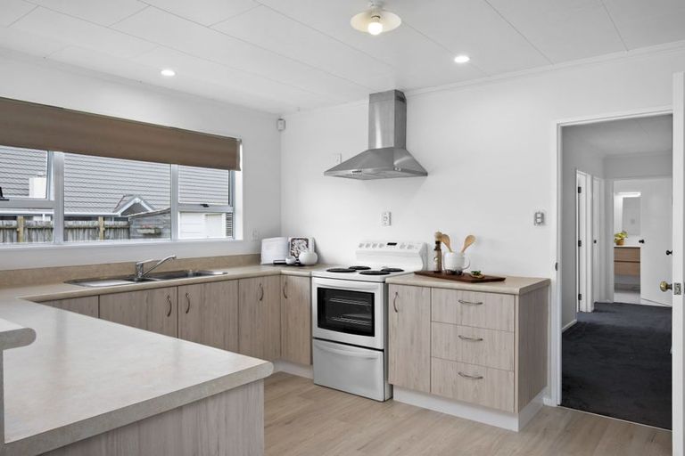 Photo of property in 18 Te Kupe Road, Paraparaumu Beach, Paraparaumu, 5032