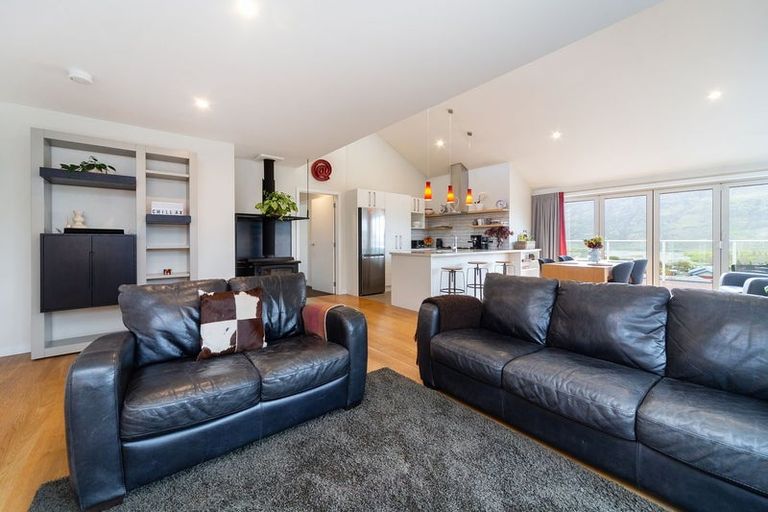 Photo of property in 3 Batsford Lane, Lower Shotover, Queenstown, 9371