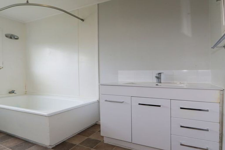 Photo of property in 4/707 Avenue Road East, Parkvale, Hastings, 4122