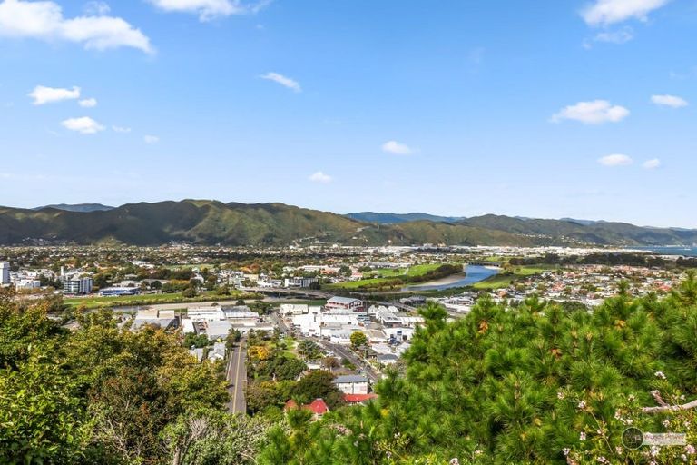 Photo of property in 37 Normandale Road, Normandale, Lower Hutt, 5010