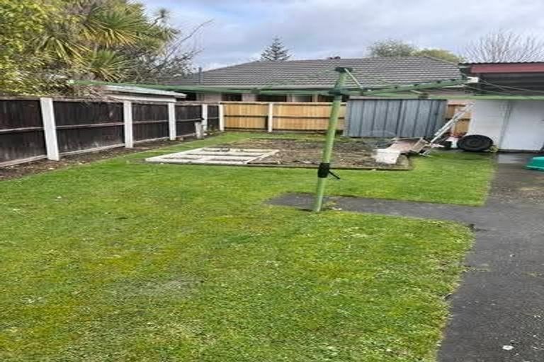Photo of property in 16 Wingate Street, Redwood, Christchurch, 8051