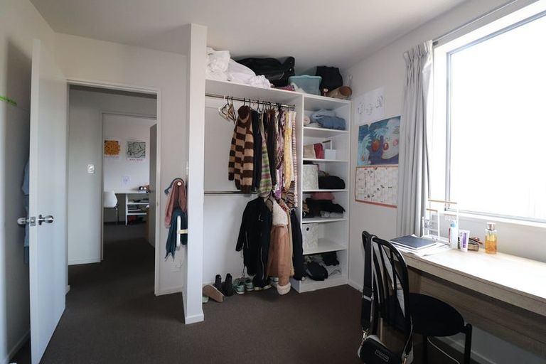 Photo of property in 5b Paeroa Street, Riccarton, Christchurch, 8041