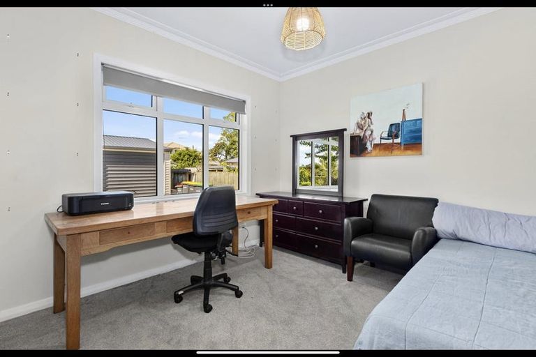 Photo of property in 62 Stapletons Road, Richmond, Christchurch, 8013