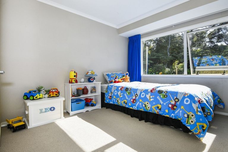 Photo of property in 7a Kitewaho Road, Swanson, Auckland, 0816