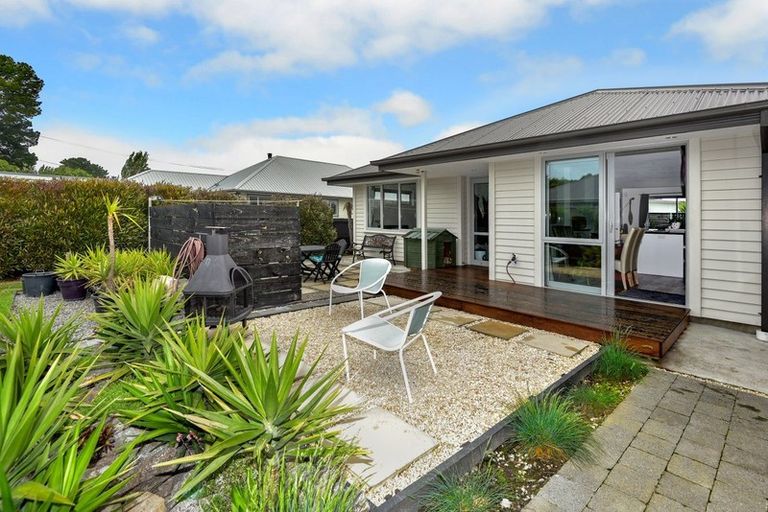 Photo of property in 175 Keyes Road, New Brighton, Christchurch, 8083