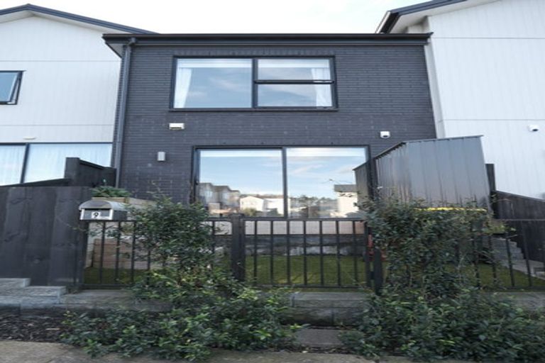 Photo of property in 9 Podgora Avenue, Kumeu, 0810