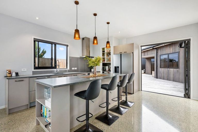 Photo of property in 6 Paulene Anne Place, Mangawhai Heads, Mangawhai, 0505