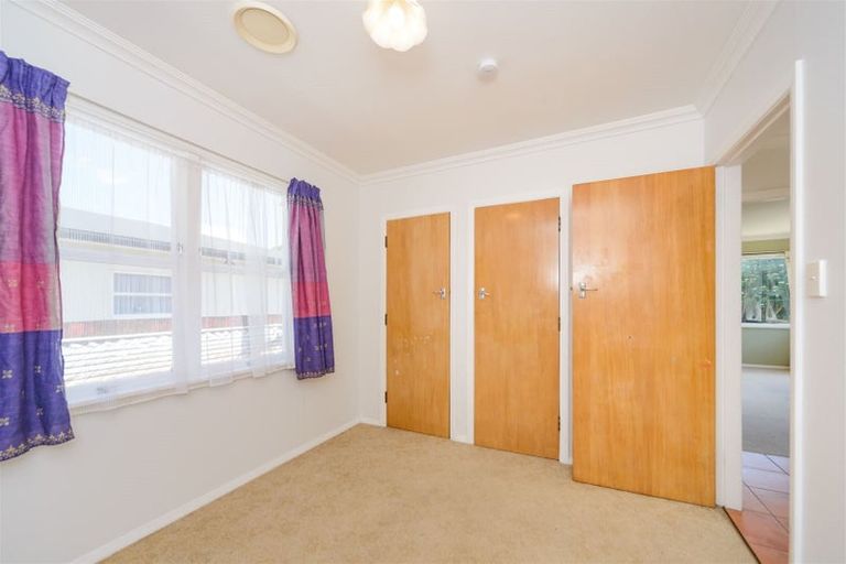 Photo of property in 42 Pitama Road, Awapuni, Palmerston North, 4412