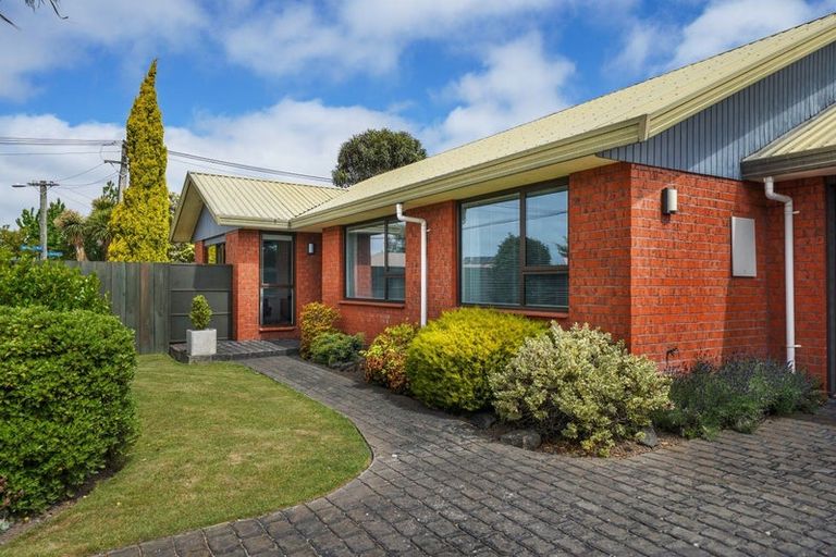 Photo of property in 13 Loftus Street, Papanui, Christchurch, 8053