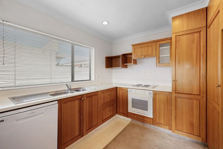 Photo of property in 17a Huatoki Street, Vogeltown, New Plymouth, 4310