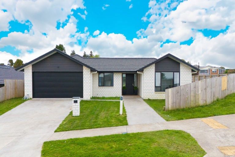 Photo of property in 79 Murray Ward Drive, Te Kauwhata, 3710