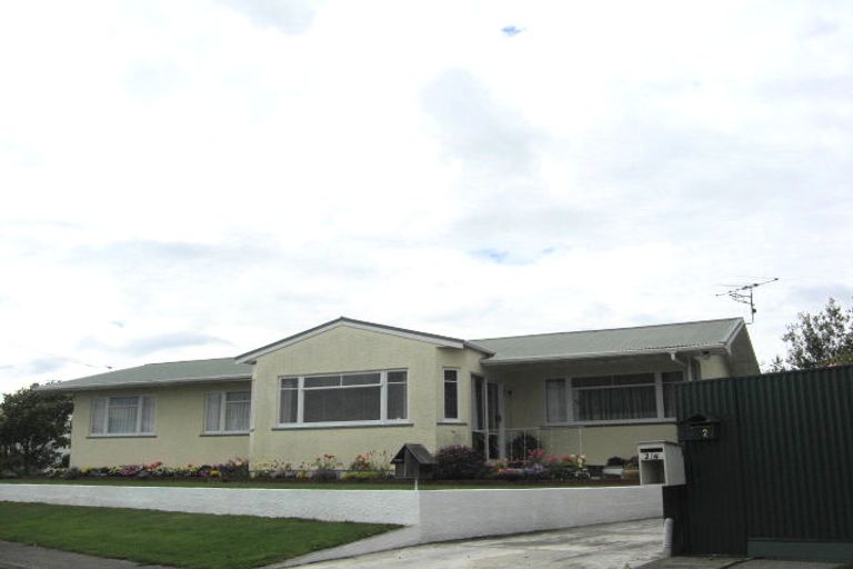 Photo of property in 1/4 Devon Street, Stoke, Nelson, 7011