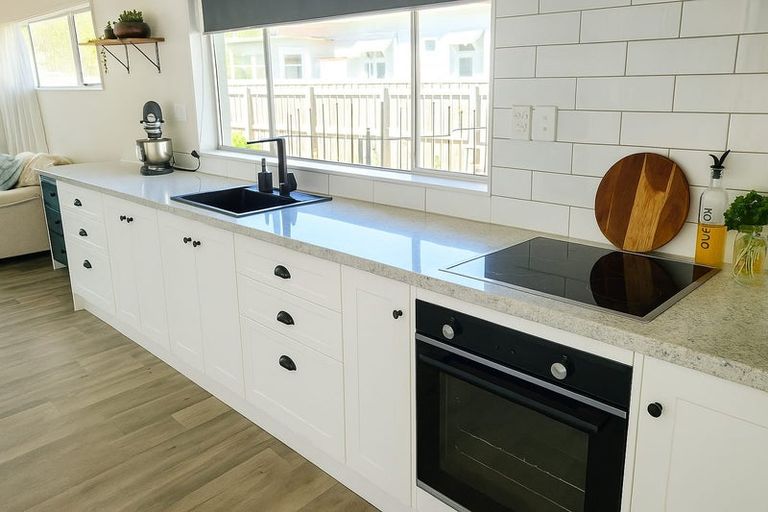 Photo of property in 85 Park Road, Carterton, 5713