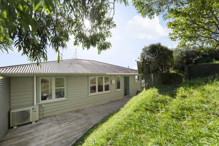 Photo of property in 80 Totara Road, Miramar, Wellington, 6022