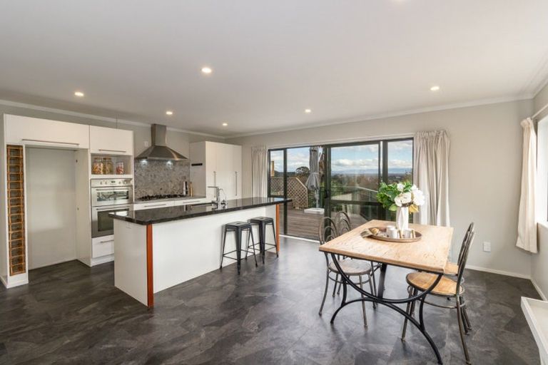 Photo of property in 11a Awarua Crescent, Havelock North, 4130