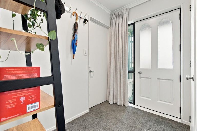 Photo of property in 3/30 Whiteley Street, Moturoa, New Plymouth, 4310