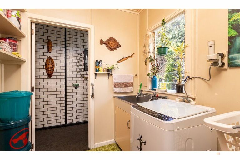 Photo of property in 14 Waimate Highway, Saint Andrews, 7988