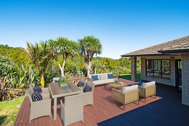 Photo of property in 797 Ponga Road, Opaheke, Papakura, 2584