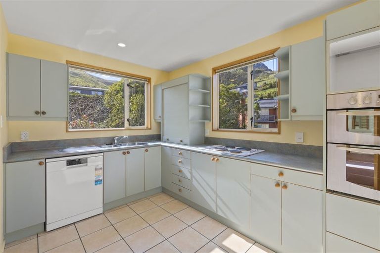 Photo of property in 11 Kaikomako Place, Cass Bay, Lyttelton, 8082