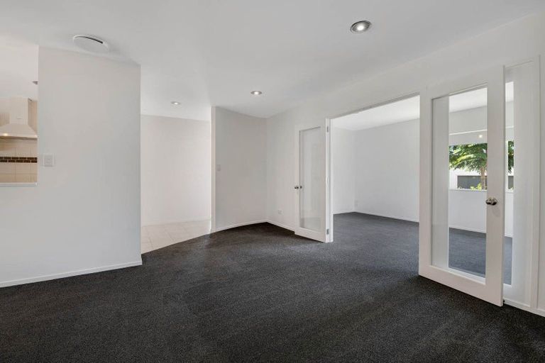 Photo of property in 9 Blue Heron Rise, Stanmore Bay, Whangaparaoa, 0932
