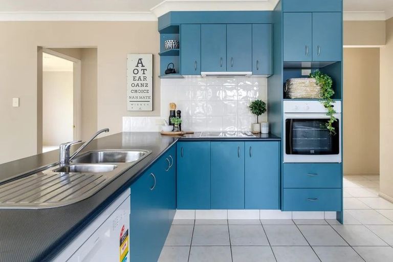 Photo of property in 5 La Cumbre Close, Bethlehem, Tauranga, 3110