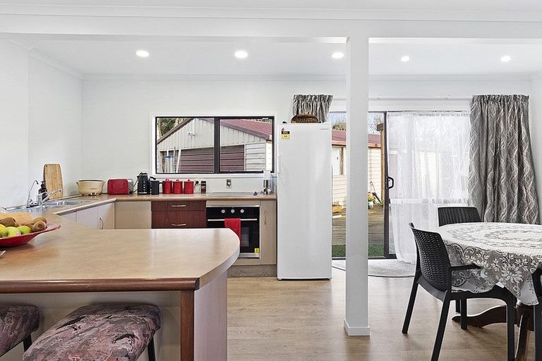 Photo of property in 190 Maunsell Road, Port Waikato, Tuakau, 2695