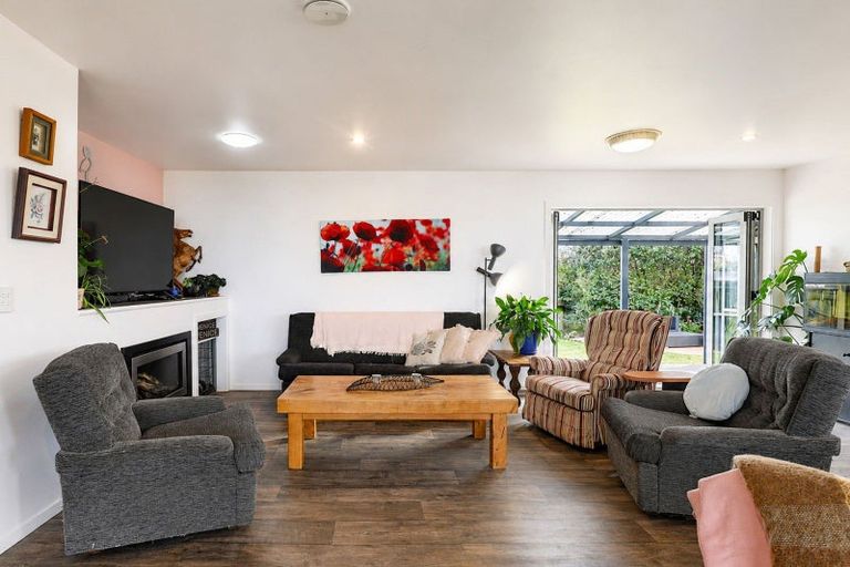 Photo of property in 11 Egmont Road, Ngongotaha, Rotorua, 3010
