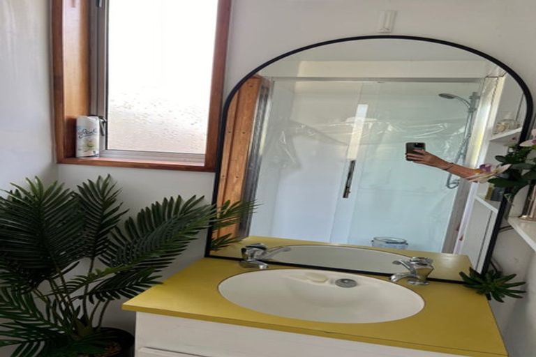 Photo of property in 16 Bradshaw Terrace, Riccarton, Christchurch, 8011