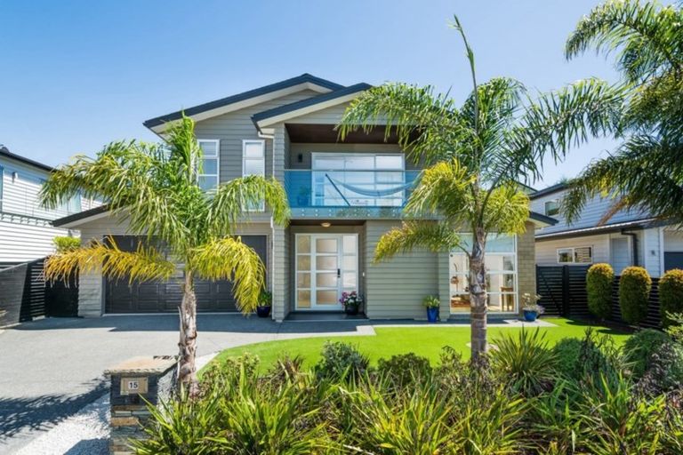 Photo of property in 15 Remuremu Street, Long Bay, Auckland, 0630