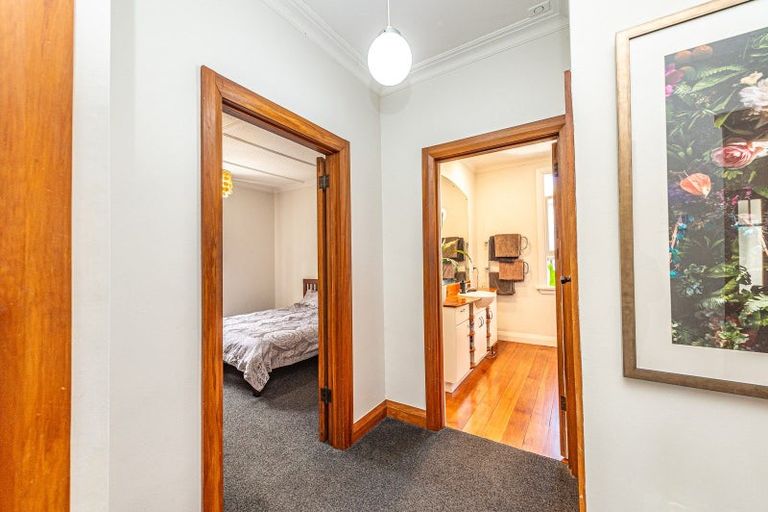 Photo of property in 17 Tarata Street, Saint Johns Hill, Whanganui, 4501