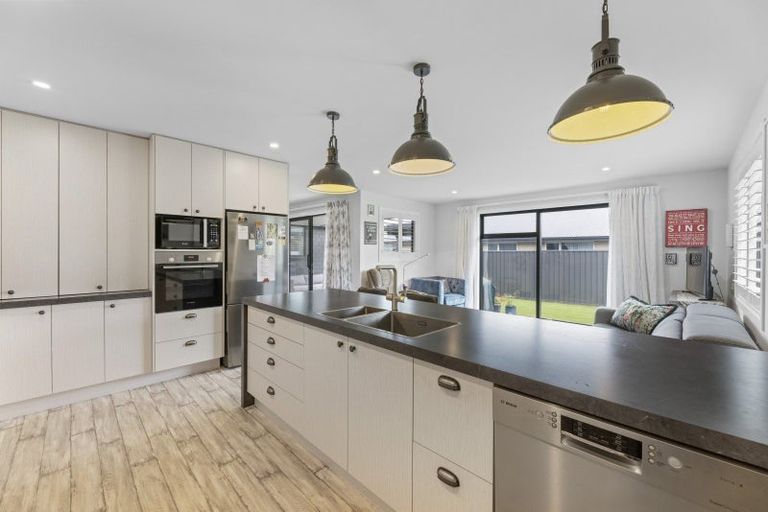 Photo of property in 6a Avoca Drive, Waiareka Junction, Oamaru, 9401