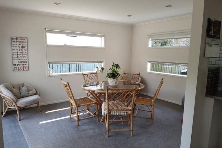 Photo of property in 7 Willowgrange Place, Pukekohe, 2120