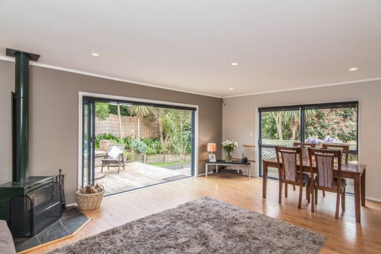 Photo of property in 18 Realm Drive, Paraparaumu, 5032