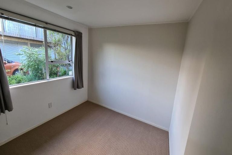 Photo of property in 2/146 Glamorgan Drive, Torbay, Auckland, 0630