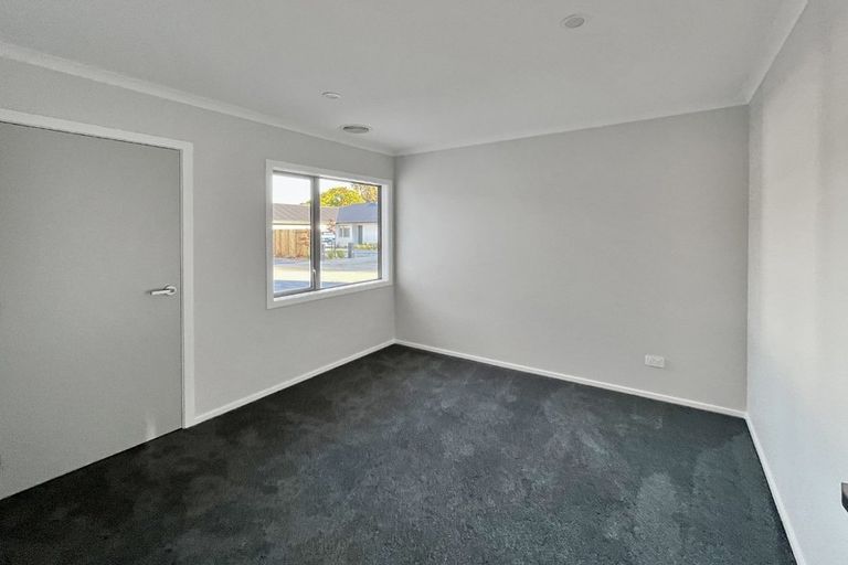 Photo of property in 658b Pioneer Highway, Highbury, Palmerston North, 4412