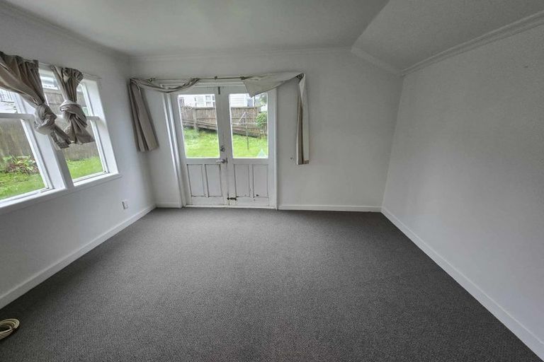 Photo of property in 20 Rhodes Street, Newtown, Wellington, 6021