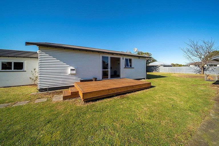 Photo of property in 17 Fantham Street, Hawera, 4610