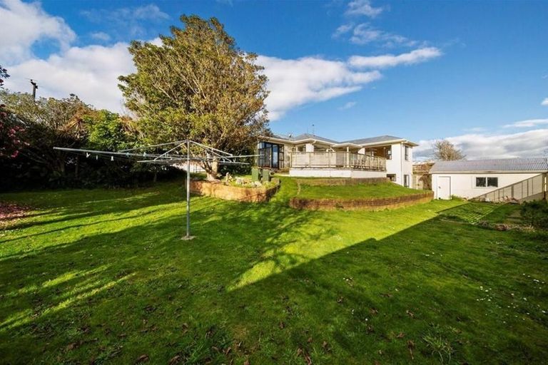 Photo of property in 301 High Street, Eltham, 4322