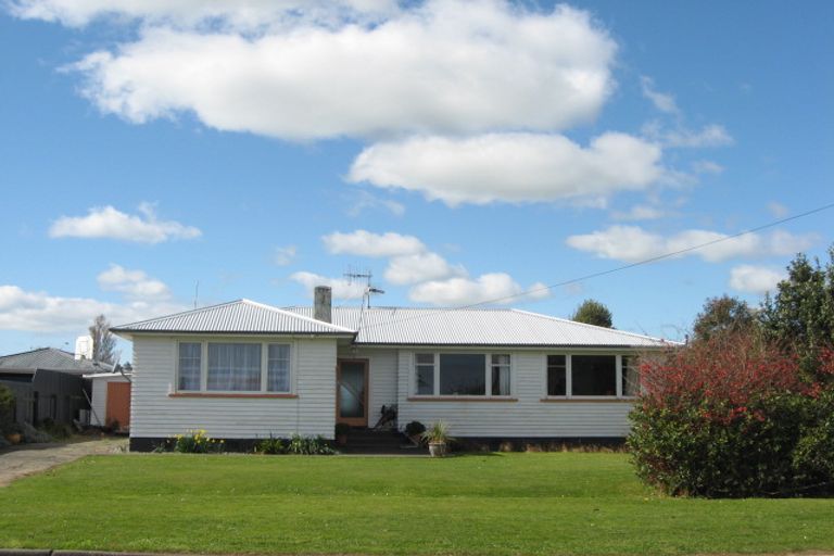 Photo of property in 14 Hammond Street, Bulls, 4818