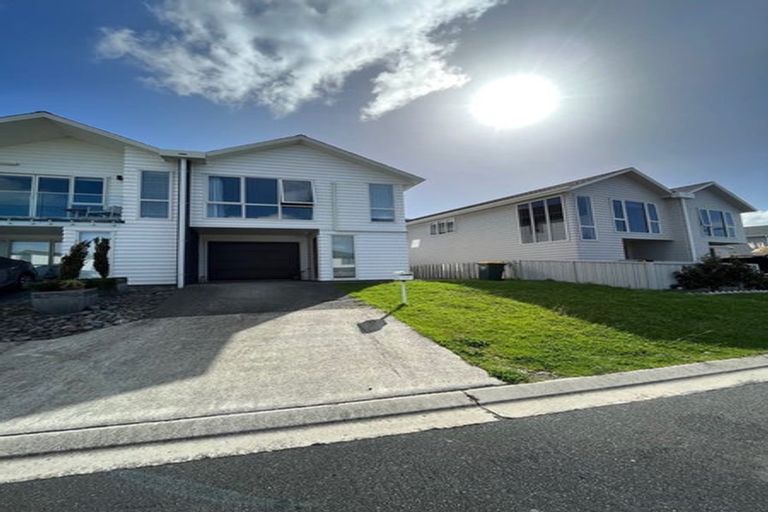 Photo of property in 99 Voyager Drive, Gulf Harbour, Whangaparaoa, 0930