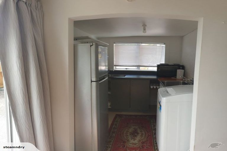 Photo of property in 123 Te Atatu Road, Te Atatu South, Auckland, 0610