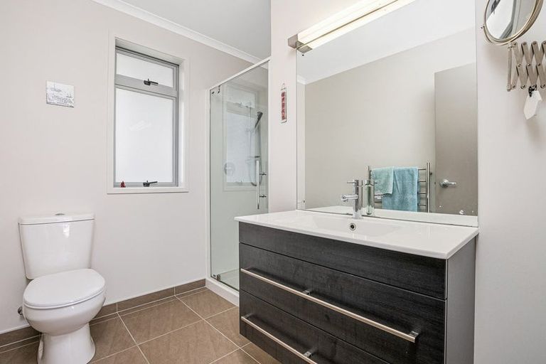 Photo of property in 29 Beachwood Drive, Hatfields Beach, Orewa, 0931