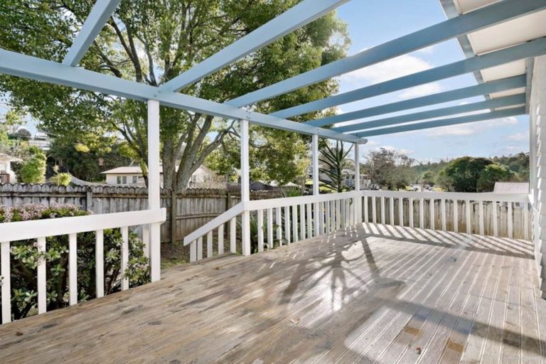 Photo of property in 66 Vandeleur Avenue, Birkdale, Auckland, 0626