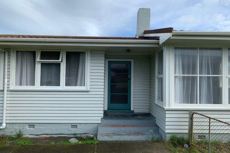 Photo of property in 172 Puriri Street, Castlecliff, Whanganui, 4501