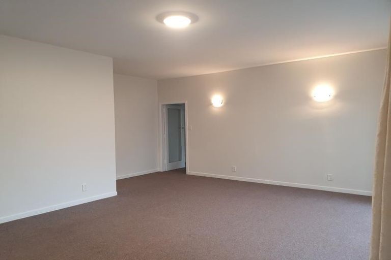 Photo of property in 53 Papanui Road, Merivale, Christchurch, 8014