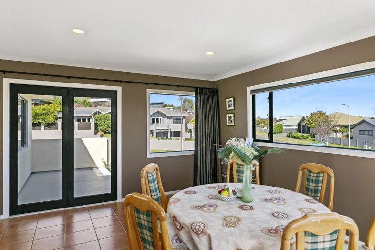 Photo of property in 73 Arrowsmith Avenue, Waipahihi, Taupo, 3330