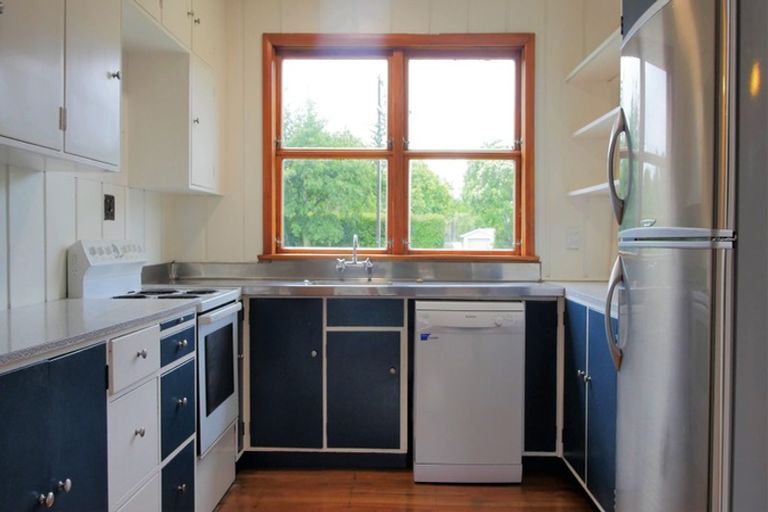 Photo of property in 104 Atawhai Road, Fitzherbert, Palmerston North, 4410