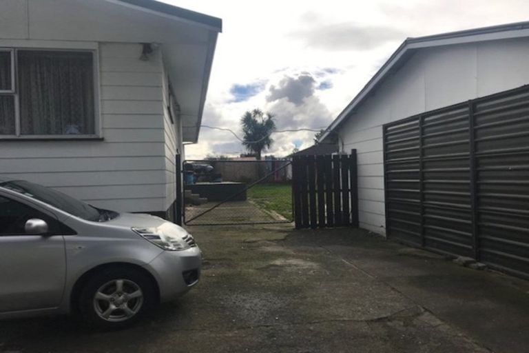 Photo of property in 33 Mcdivitt Street, Manurewa, Auckland, 2102