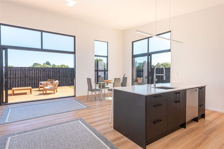 Photo of property in 18 Twin Meadows Drive, Casebrook, Christchurch, 8051