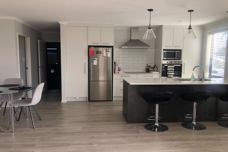 Photo of property in 5 Raynor Crescent, Pyes Pa, Tauranga, 3112